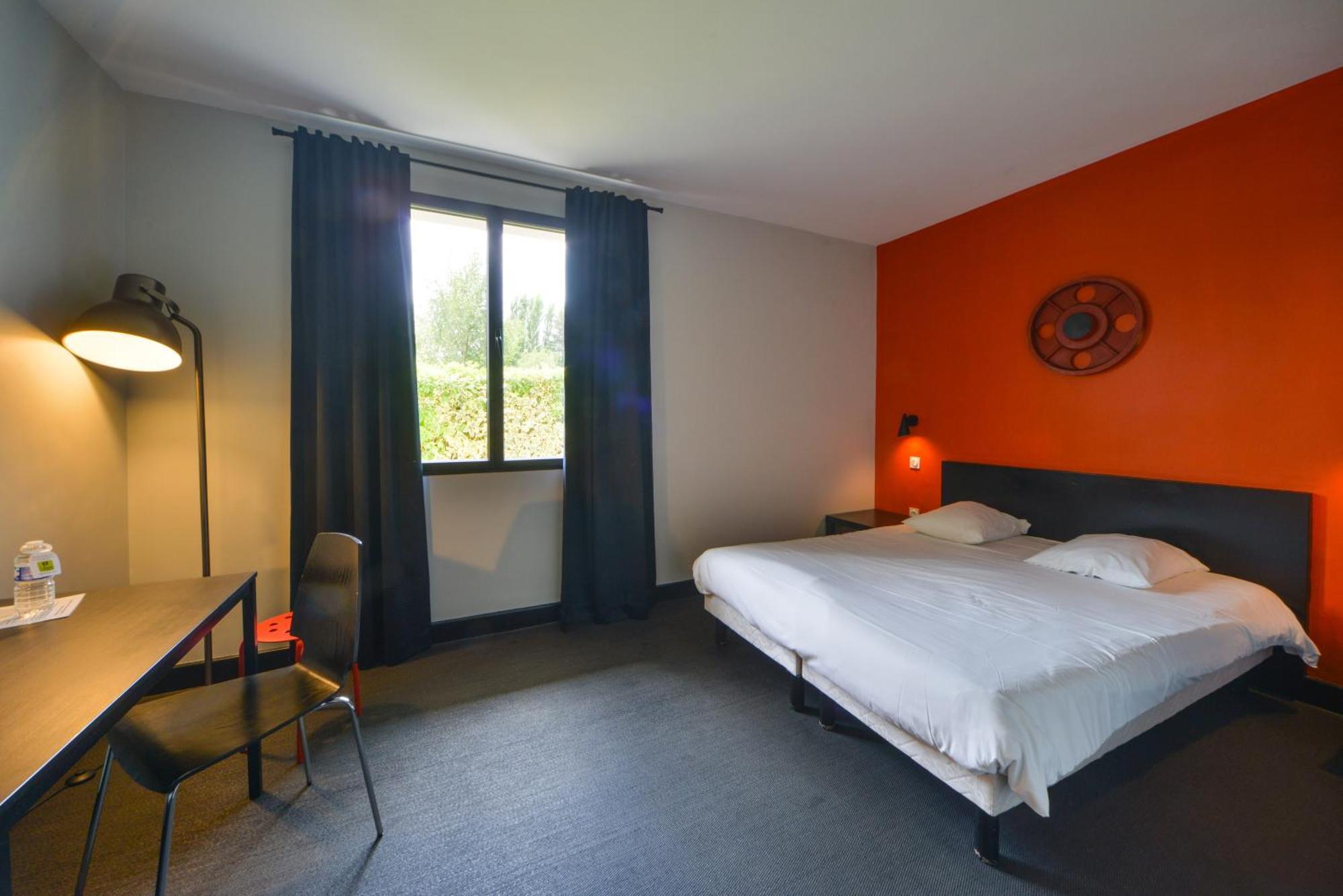 Logis - Hotel Restaurant La Mire Vierzon Kültér fotó