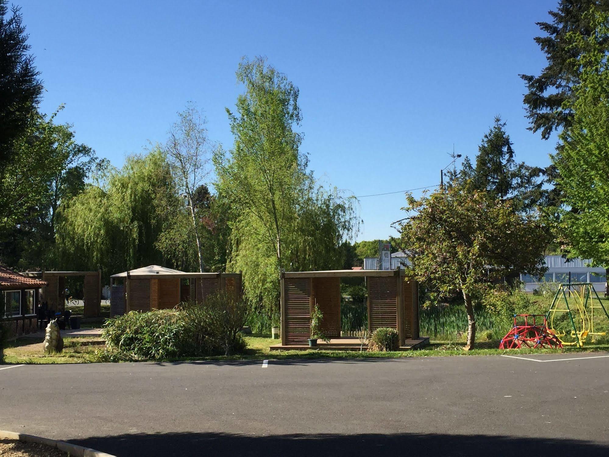 Logis - Hotel Restaurant La Mire Vierzon Kültér fotó