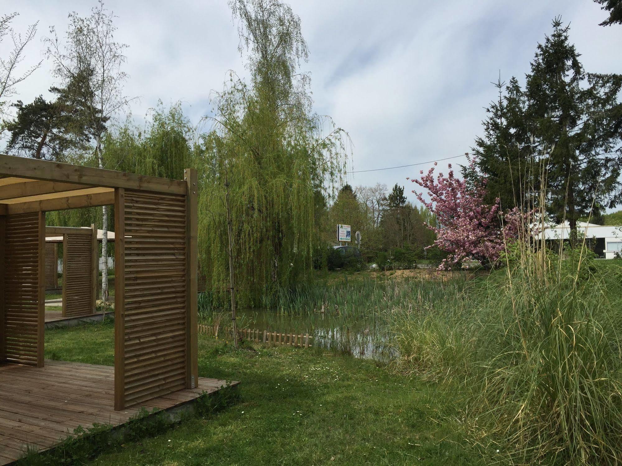 Logis - Hotel Restaurant La Mire Vierzon Kültér fotó